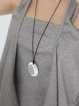 COMB PENDANT NECKLACE