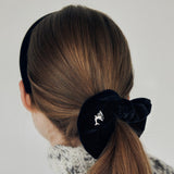 DOLPHIN SCRUNCHIE (BLACK)