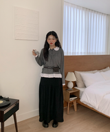 Round collar striped frill T-shirt
