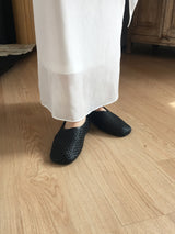 Woven square flats 