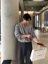 スラッグベラハッチハーフジップアップカラニット