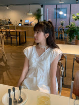 [made by fling] butterfly blouse (white)