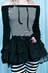 Stripe color off-shoulder T-shirt