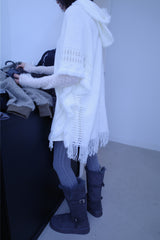 Bohem tassel button knit cape
