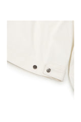 (BASE) CROP DOUBLE FLAP TRUCKER (WHITE)
