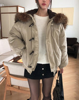 メーケープダッフルファージャンパー