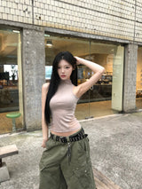 zip-up sleeveless