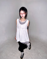 Lace Frill Capri Slim Pants