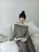 ボタンキティーニット