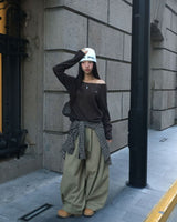 One-pin tuck strap balloon cotton pants
