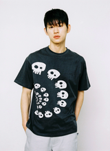 トルネードスカルTシャツ - チャコール