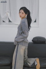 Retro-strip loose fit knitwear