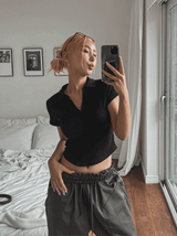 Rie rounding collar short-sleeved T-shirt