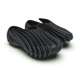 ARMIS SLIDE CHARCOAL