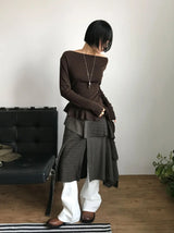 フリルドロップオフショルダーTシャツ