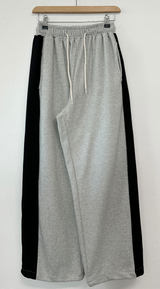 SILVER🩶🤍TWO LINE TRACK BALLOON WIDE PANTS 🖤🩶2COLOR