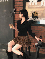 [BELLIDE MADE] Nuts, suede pintack semi-cropped blouse