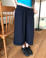 Meihu Roll-Up Bermuda Pants