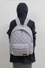 スターキルトパッディドバックパック XL/グレー