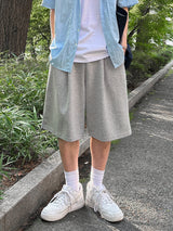 Lur One tuck Bermuda pants