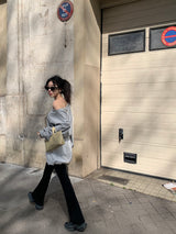 [MADE] Stern hip-to-way off-shoulder sweatshirt