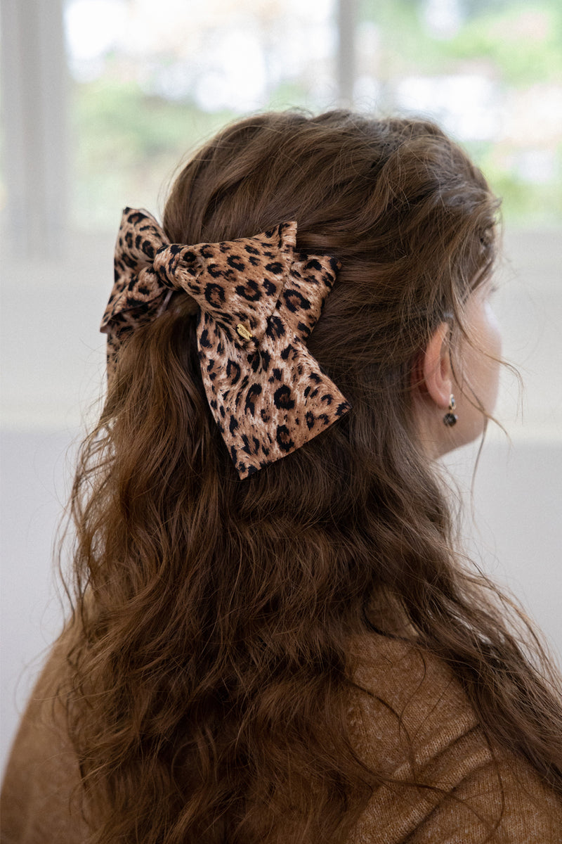 Leopard pattern double ribbon hairpin
