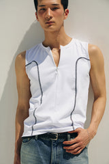 Curved half zip up sleeveless(White)