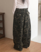 Weta Back Pocket Snap Pintuck Bizo Wide Military Cotton Pants