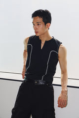 Curved half zip up sleeveless(Black)