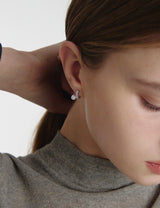 25FW★ エッセンスシルバー(W)モイサナイトフレッシュウォーターパールピアス5mm
