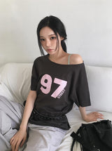 Tekin Lettering Off-Shoulder Overfit Short Sleeve T-Shirt