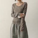 Brae U-Neck Dangara Round Long Sleeve T-Shirt