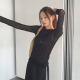 Shue Lace See-Through Layered U-Neck Long-Sleeved T-Shirt