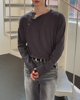 Trav Diagonal Henley Neck Long Sleeve T-shirt