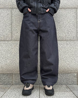 Beg Non-Fade Dart Denim Pants
