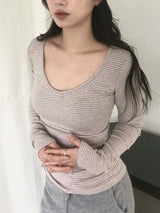 メロウVネックTシャツ