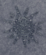WASHED SOLAR APPLIQUE TEE