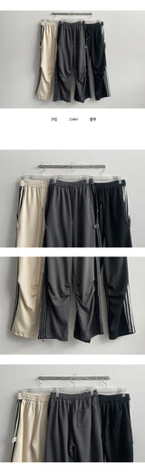 Chuna Bizo line pintuck sweatpants
