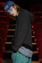 STRIPE LOGO HOODIE / BLACK