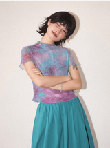 A半袖Tシャツウィズ ア ハーフハイカラー, レギュラーショルダー, プリンティドパターン, アンドレースエラスティックイヤーシェイプドトリムズ