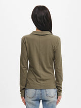 CUT-OUT DETAIL OPEN COLLAR T-SHIRT