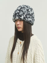 Mushroom Fakefur Beanie - Black