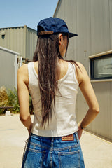 (W) CHAIN LETTERING SLEEVELESS