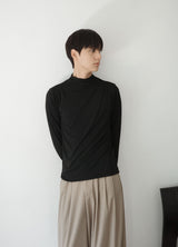 ドレープモックネックTシャツ