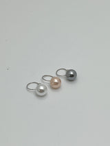 color pearl earcuff