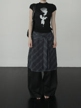 Ar knot check skirt
