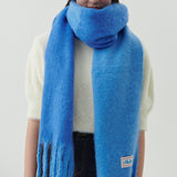 ハーフ＆ハーフチャンキーマフラー  (Light Blue & Cobalt Blue)