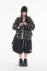 Pain patch bermuda pants