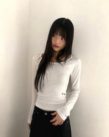 レウハスタッドラウンドネックスリムTシャツ