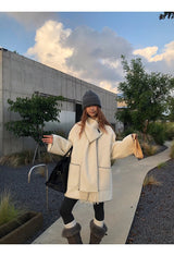wool white muffler half quilted coat